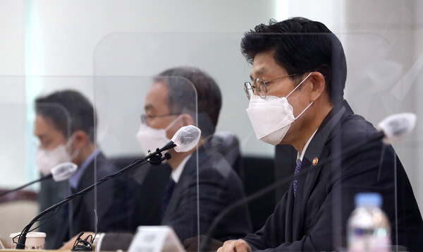 노형욱 국토교통부 장관이 지난 18일 '주택 공급기관 간담회'에서 발언하고 있다. 사진=뉴시스