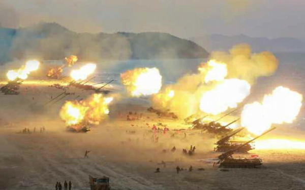 북한군이 방사포 사격훈련을 하고 있다. 사진=시사주간 DB