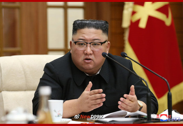 김정은 북한 국무위원장과 지도부가 중국산 코로나19 백신을 맞았다는 주장이 제기됐다. 사진=NEW DPRK