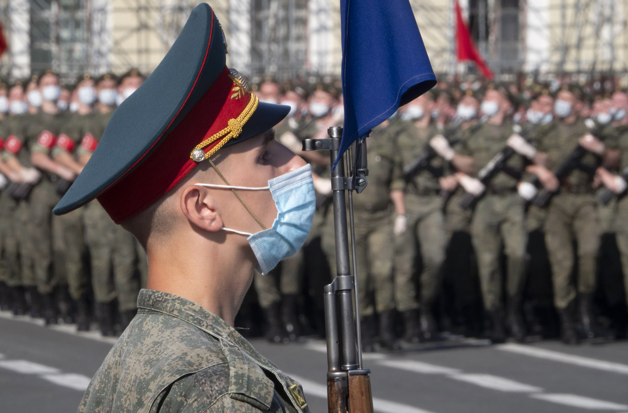 러시아 군 열병식 모습. 상트페테르부르크=AP